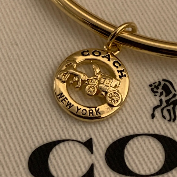 Coach Horse & Carriage bangle bracelet w Charm NWOT including Coach Dust Bag - Picture 8 of 11